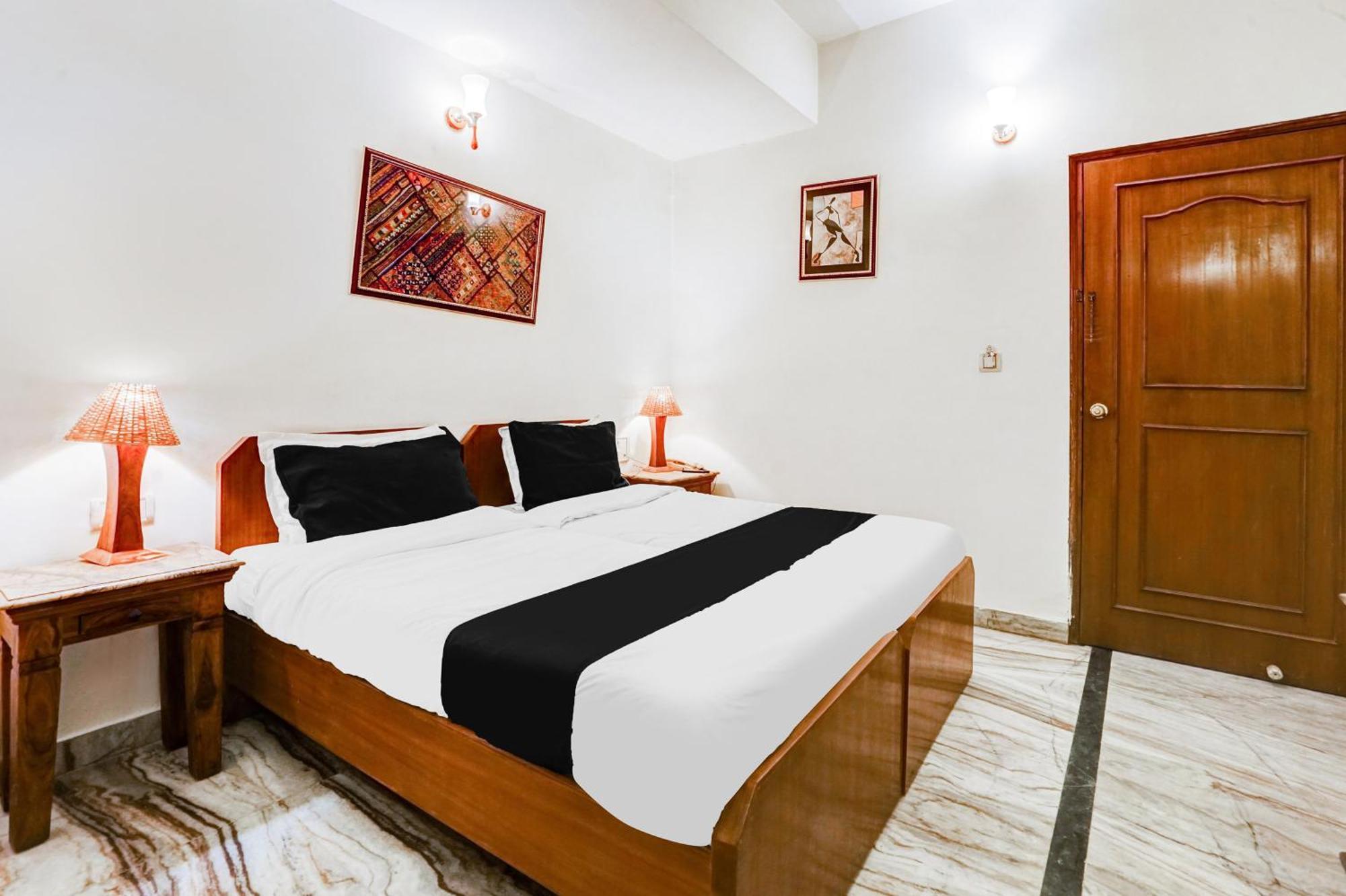 Super Hotel O Sansarchandra Road Formerly Luna Rosa Jaipur Exteriör bild
