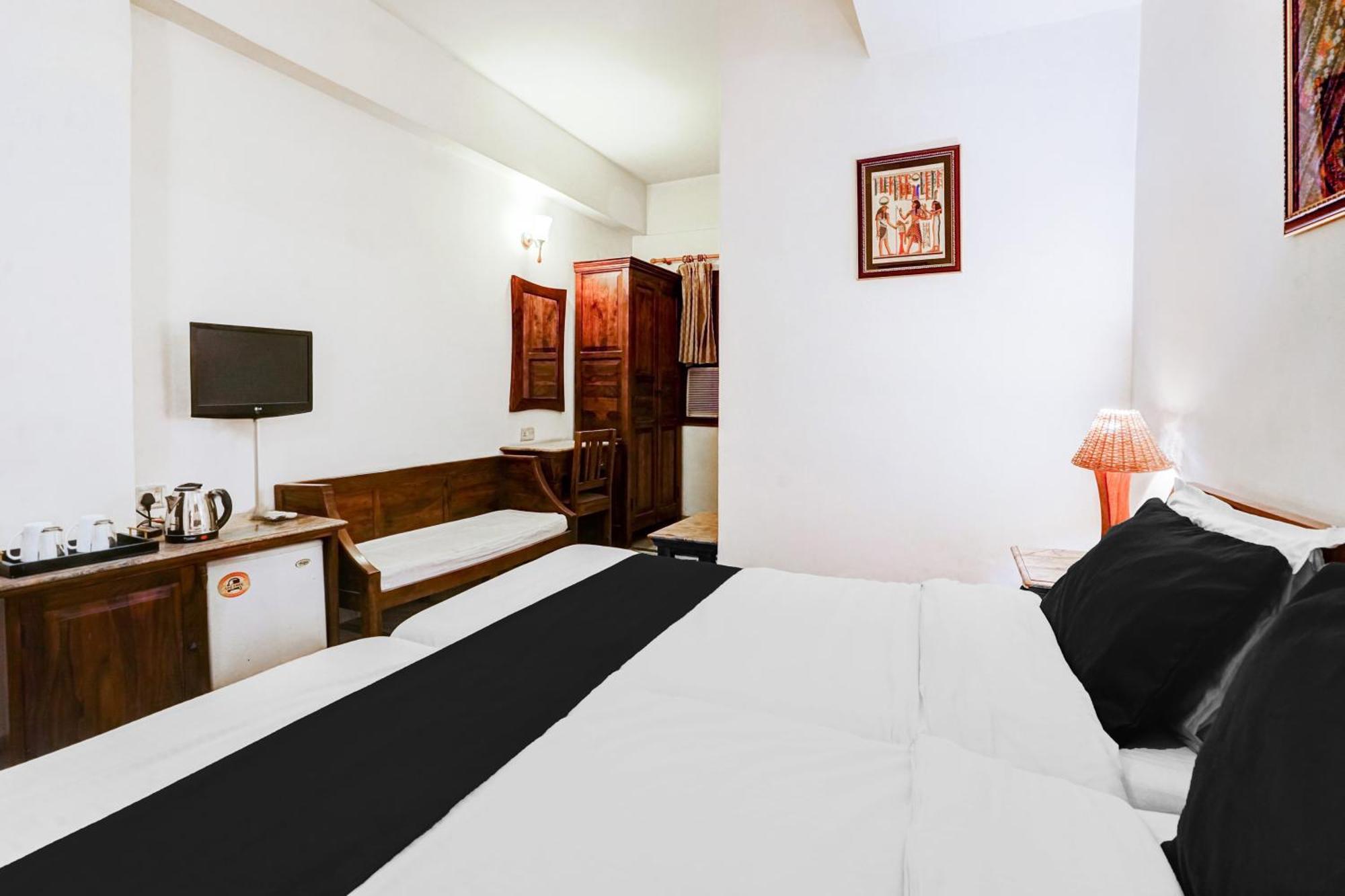 Super Hotel O Sansarchandra Road Formerly Luna Rosa Jaipur Exteriör bild