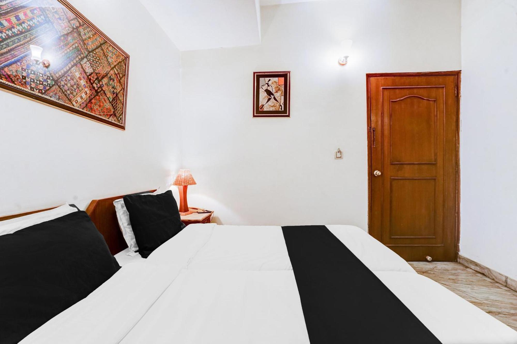 Super Hotel O Sansarchandra Road Formerly Luna Rosa Jaipur Exteriör bild